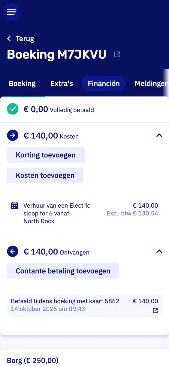 Het financiële tabblad van een boeking op een telefoon: volledig betaald, de huur en de betaling met de kaart, en daaronder de borg